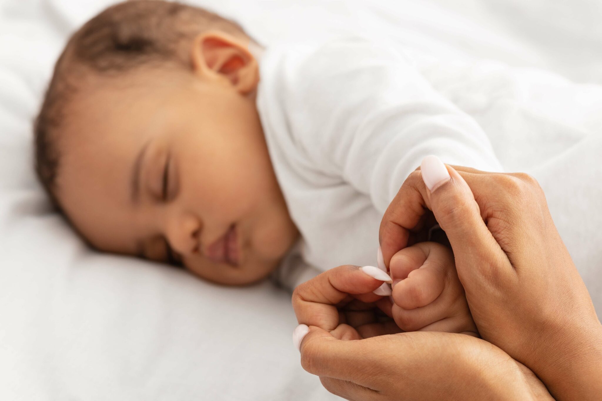 tips to get your newborns sleep routine down pat